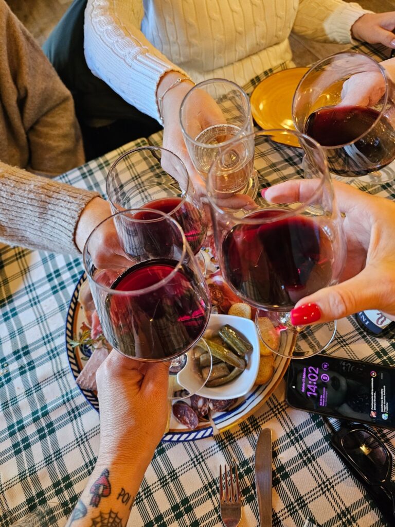 Un brindisi con i nostri vini